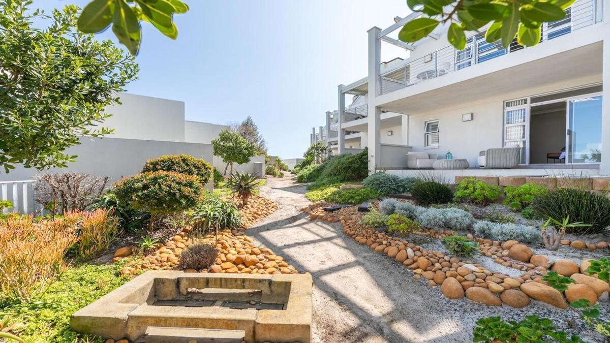 Big Bay Gem Fully Equipped, 5mins To And Views Holiday home *
